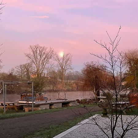 Moon River Chambre D'Hote Saint-Junien Esterno foto